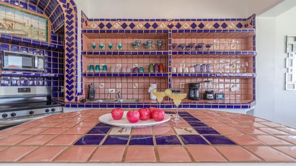 Apartment, Multiple Beds, Balcony (Las Gaviotas LG 436) | Private kitchen | Toaster, dining table