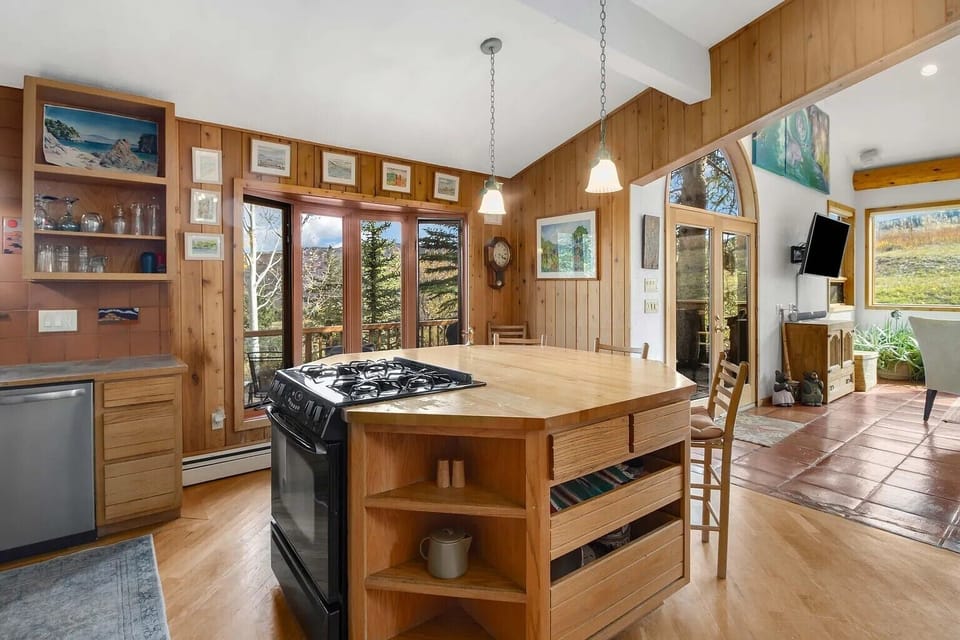 House, Mountain View | Private kitchen | Coffee/tea maker