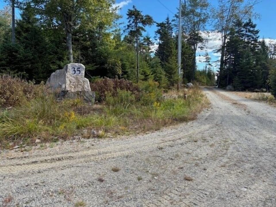 Look for the big rock with 35 on it, turn down the road to the right, and you are there!