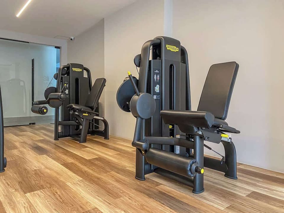 Shared building gym