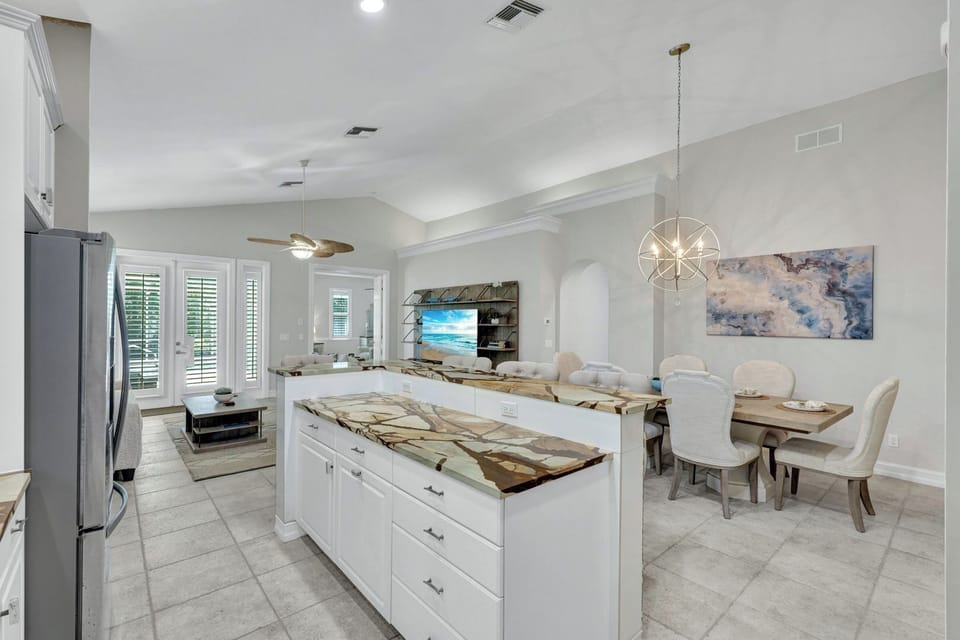 Seamless layout with plenty of space for families and groups to gather comfortably