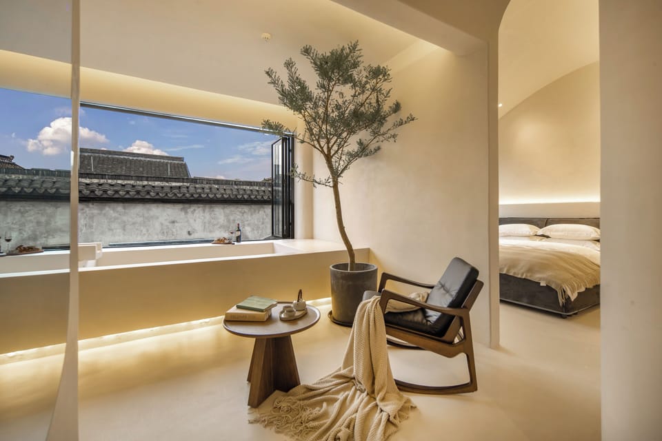 Superior Double Room | Desk, laptop workspace, free WiFi