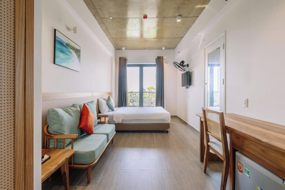 Grand Apartment, Balcony, City View | Soundproofing, WiFi (free)