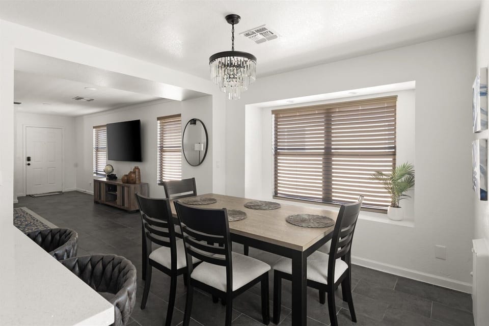 The perfect setting for a home-cooked meal, a celebratory toast, or a long, leisurely brunch.