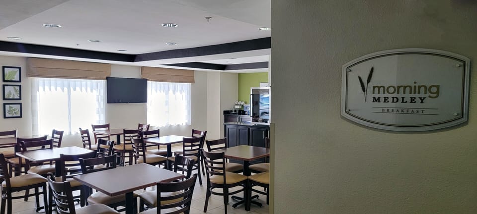Free daily continental breakfast