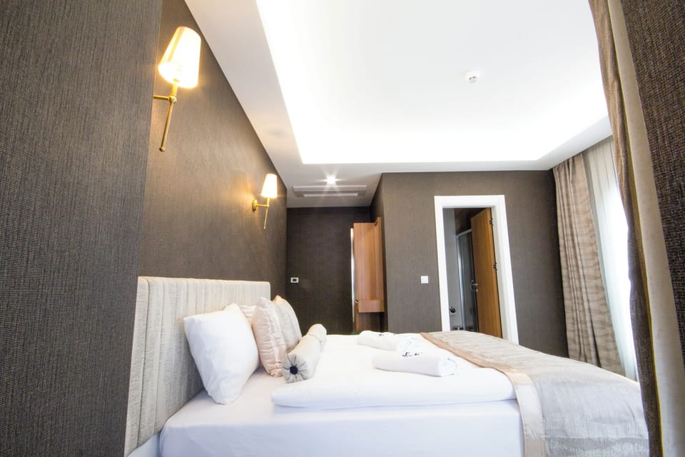 Double Room | Free WiFi, bed sheets, wheelchair access