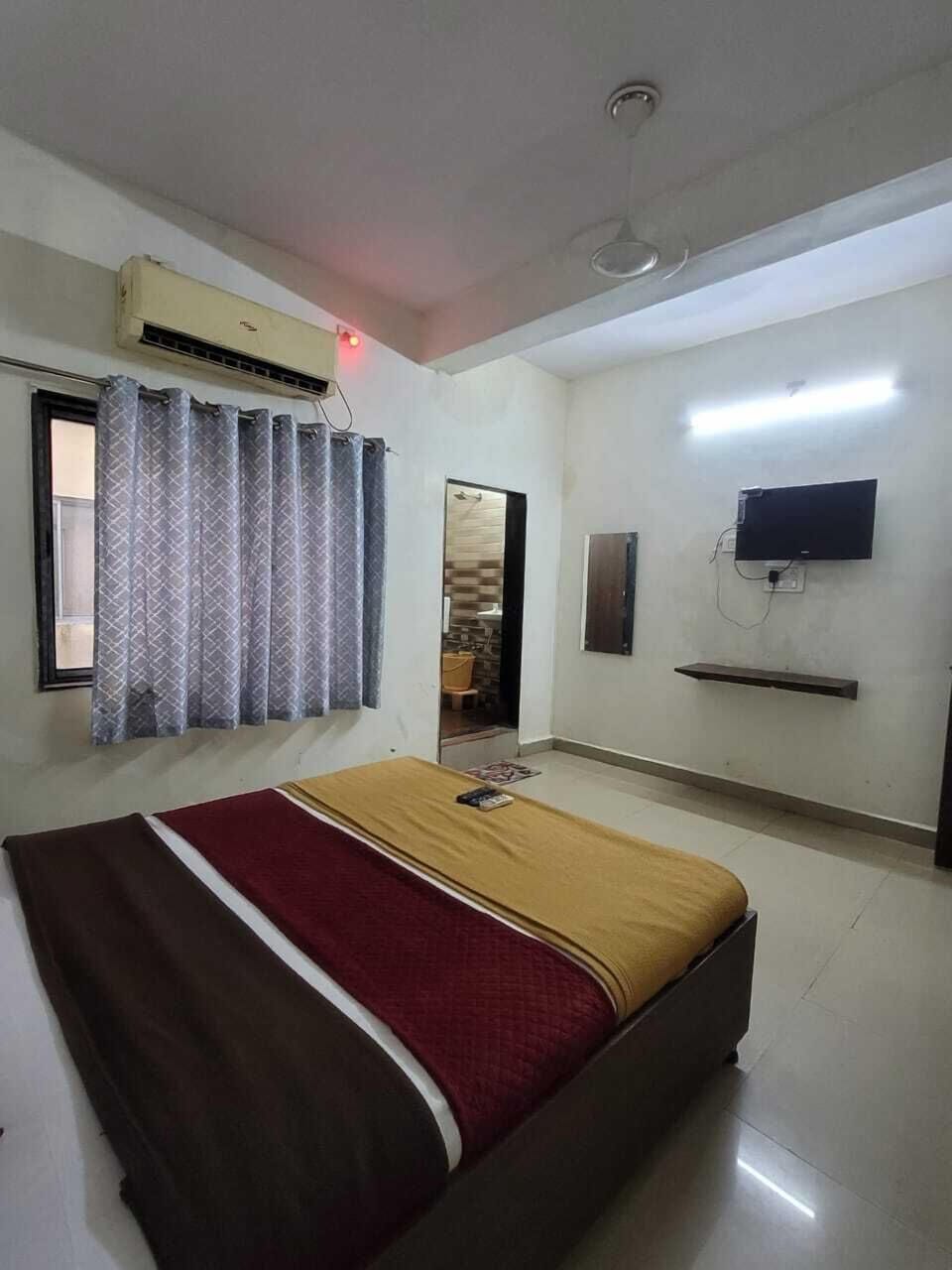 Deluxe Double Room | Free WiFi