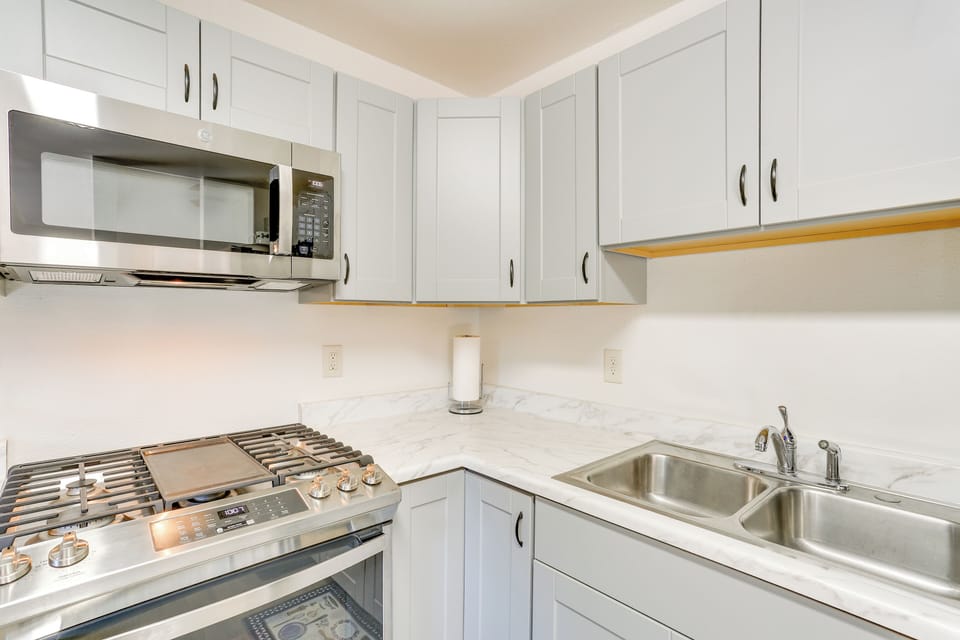 House (2 Bedrooms) | Interior