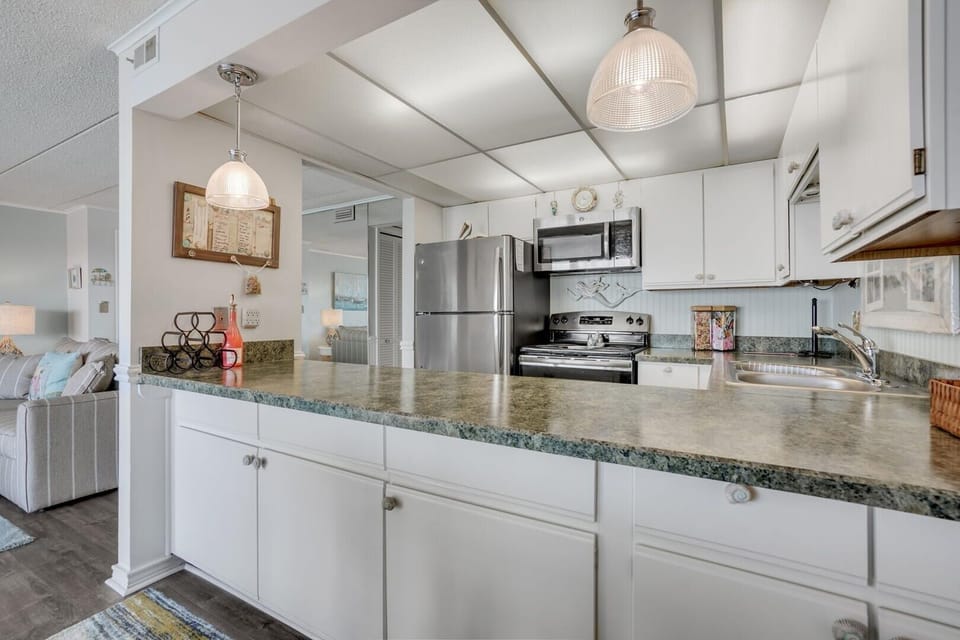 Condo, 2 Bedrooms | Private kitchen | Coffee/tea maker, fridge, toaster