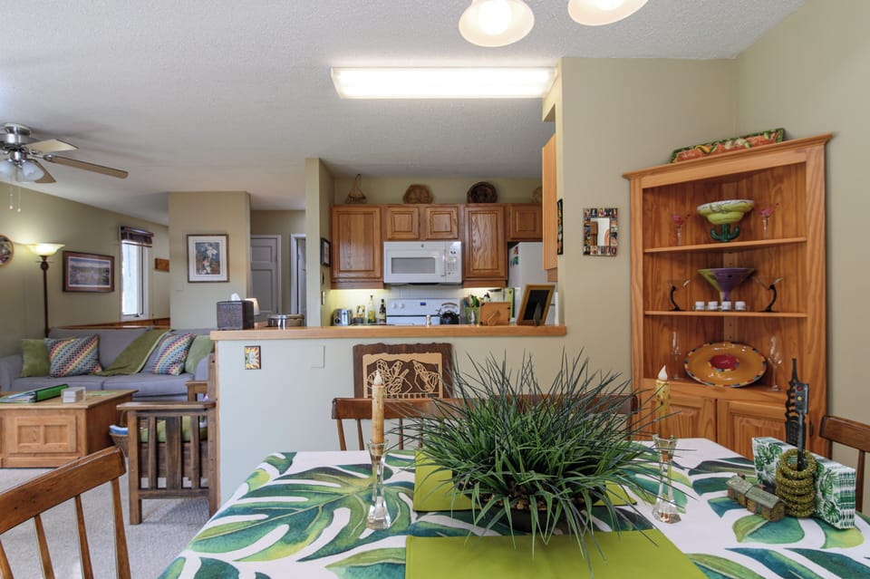 Bright and open living space designed for comfort and relaxation