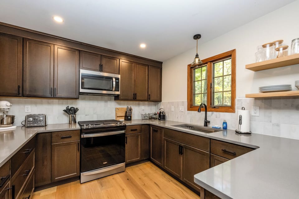 Fully Stocked Kitchen
