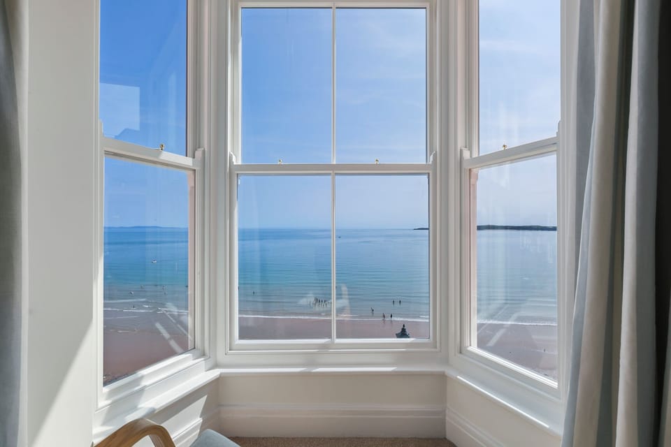 Sea Front Apartment