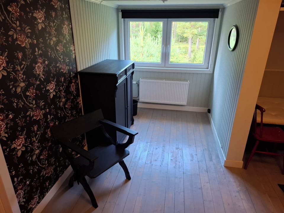 Family Quadruple Room | Iron/ironing board (on request), travel crib, WiFi (free), bed sheets