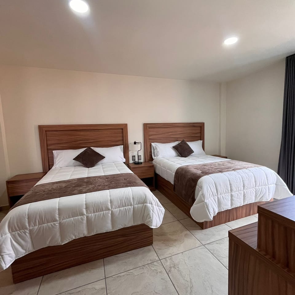 Deluxe Double Room | Desk, laptop workspace, soundproofing, free WiFi