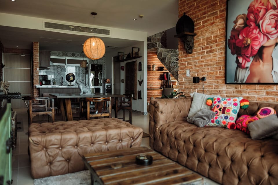 Deluxe Apartment, 2 Bedrooms, City View | Living area | 40-inch flat-screen TV with cable channels