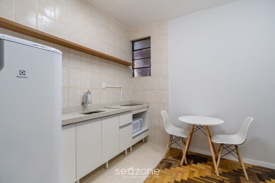 Apartment | Private kitchen | Cookware/dishes/utensils