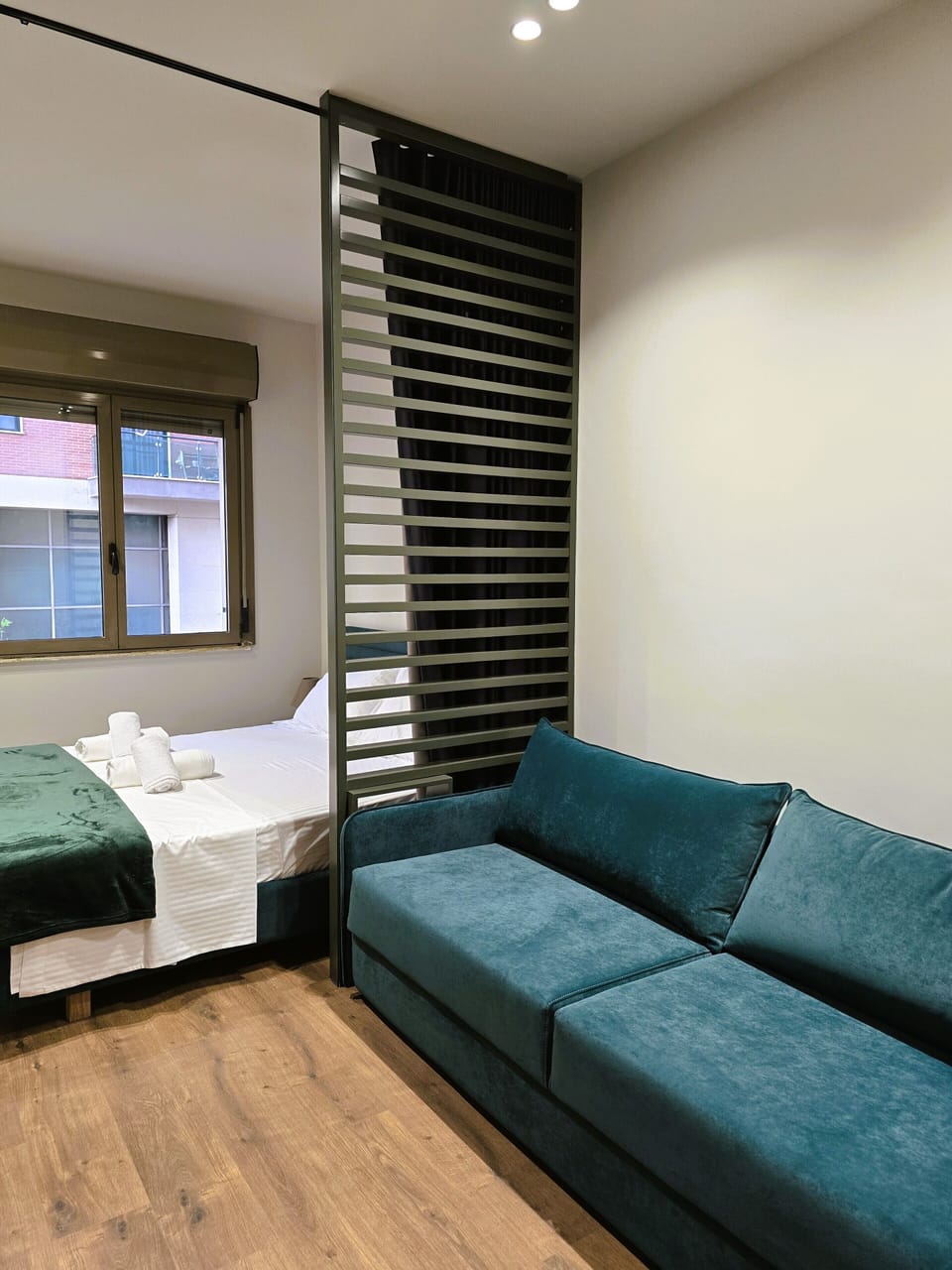 Deluxe Double Room | Minibar, iron/ironing board, free WiFi, bed sheets