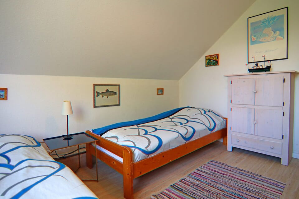 House | 2 bedrooms, individually furnished