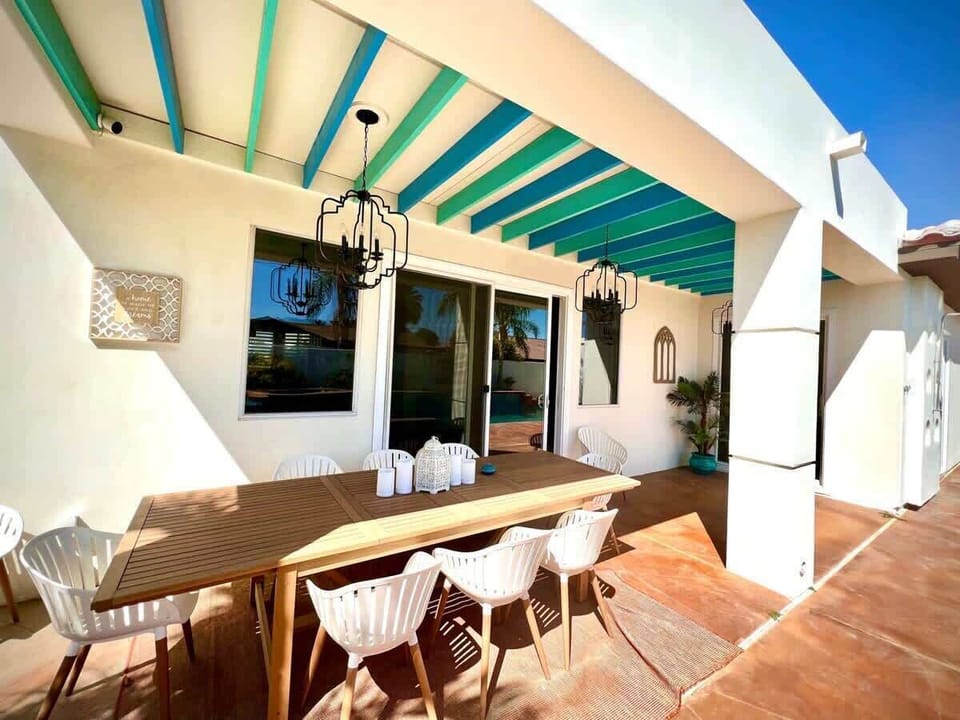 Patio / Dining