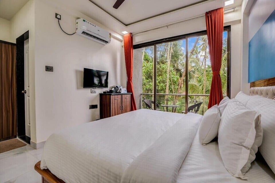 Deluxe Double Room, Courtyard View | Free WiFi