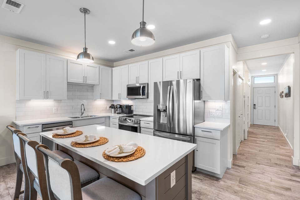 Fully equipped kitchen
