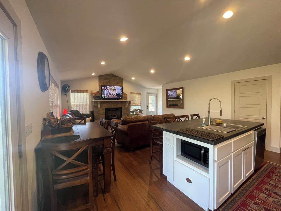Living and kitchen