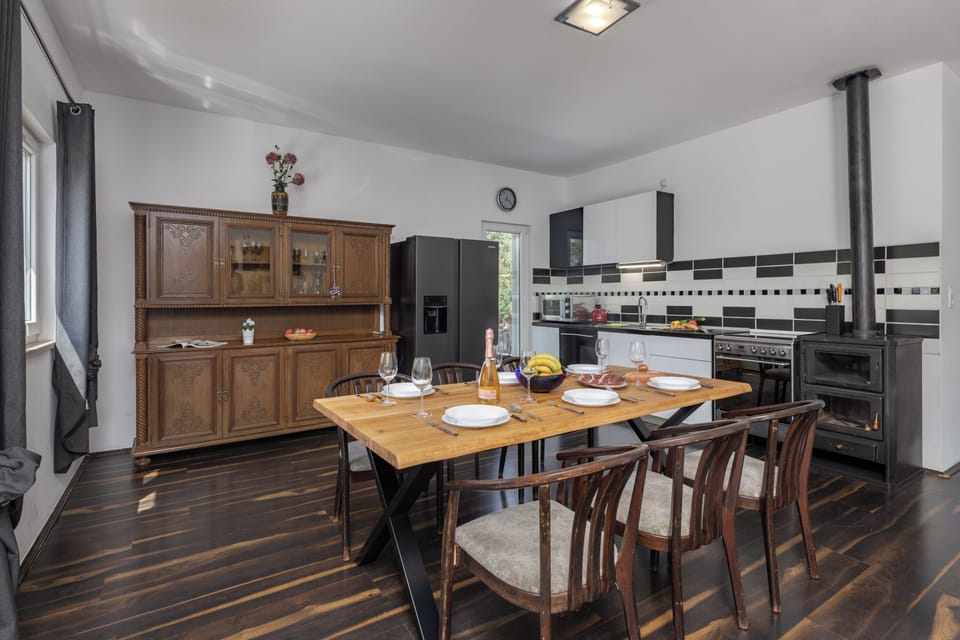 Kitchen and dining area