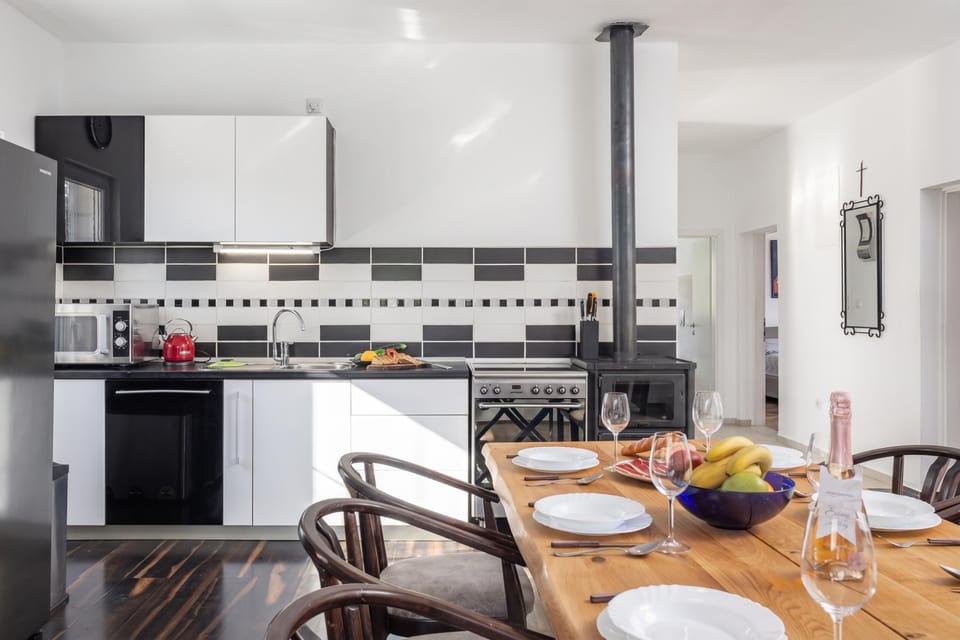 Kitchen and dining area