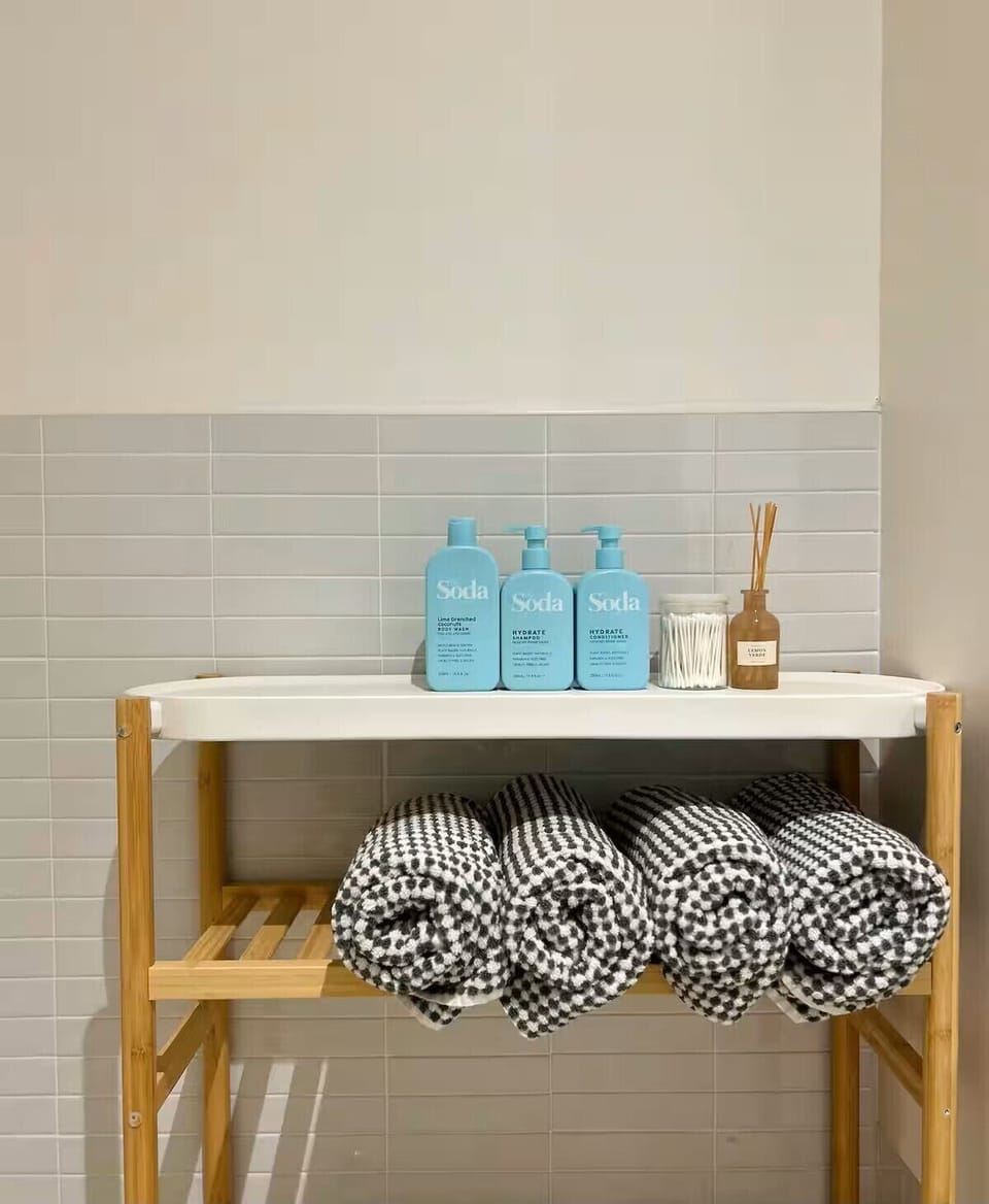 Bathroom amenities