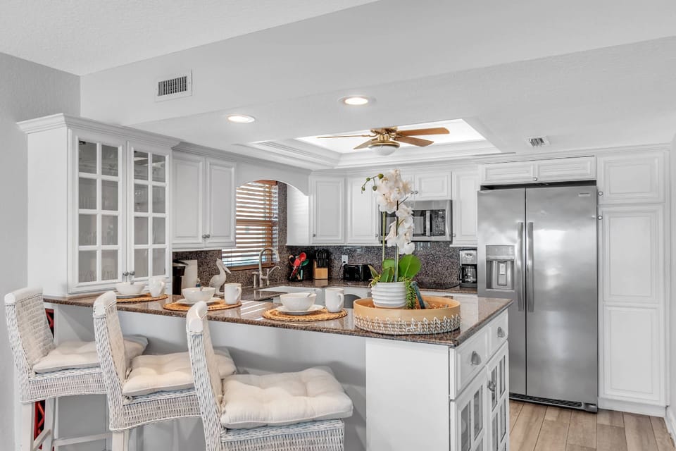 Breakfast Bar with Additional Seating