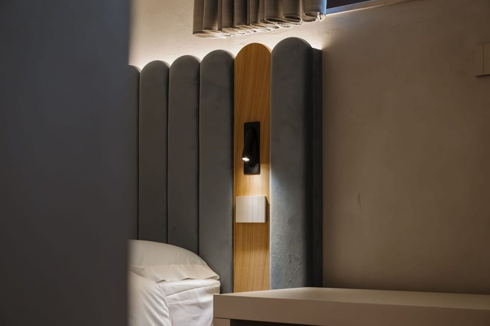 Autumn, Room Detail, Spring, Summer