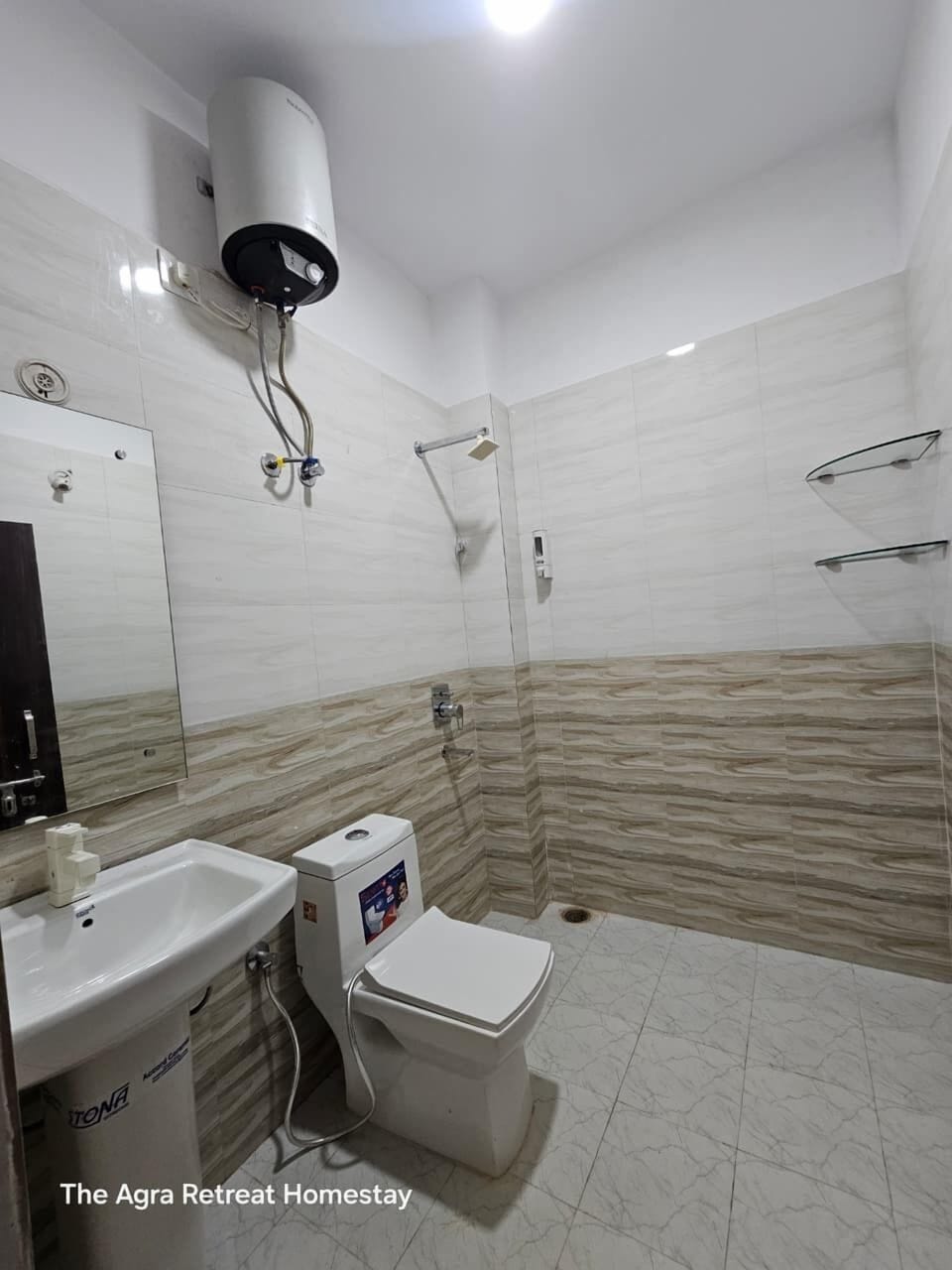 Combined shower/tub, soap