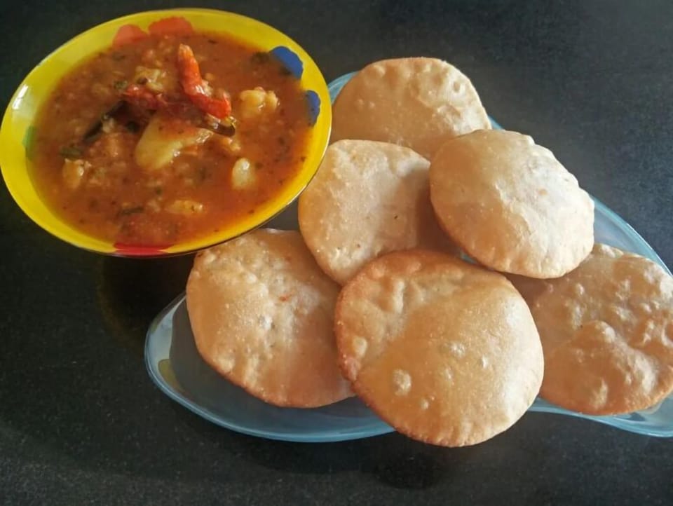 Daily local cuisine breakfast for a fee