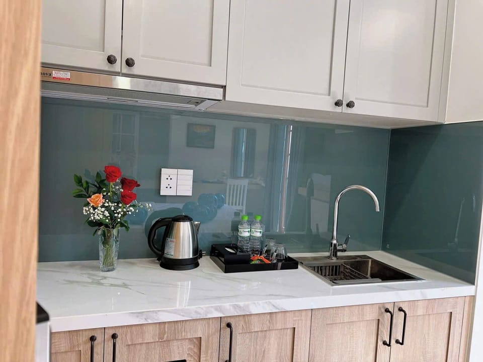 Luxury Double Room | Desk, laptop workspace, soundproofing, iron/ironing board
