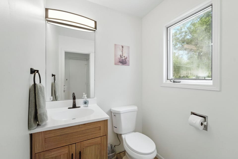 This is the half bathroom on the 2nd floor.
