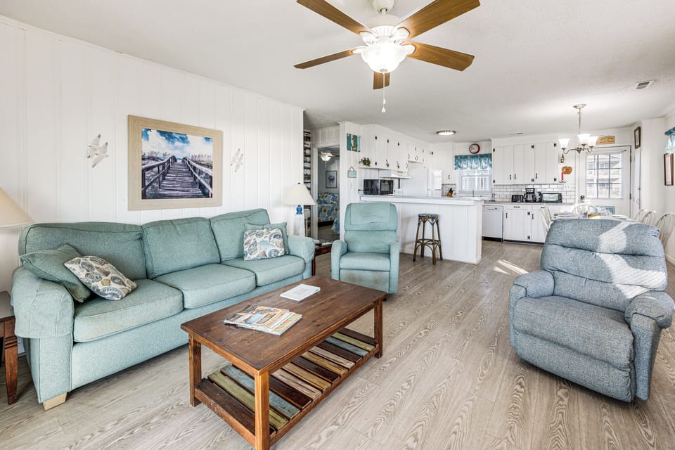House (2 Bedrooms) | Interior