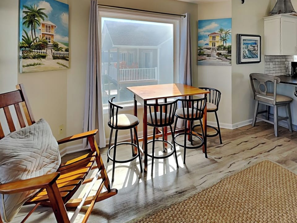 Kitchen Nook