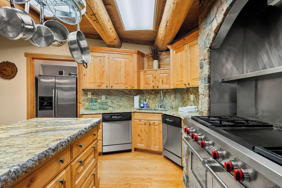 Sherman-Peak_Kitchen-Island-1