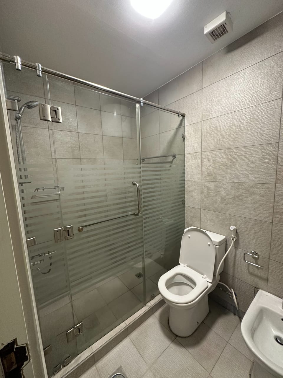 Charming Amman Apartment With Electric Heating & W Apartment in Africa