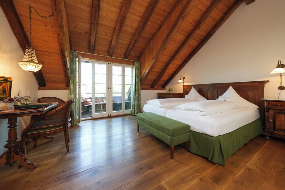 Comfort Double Room, Balcony, Courtyard View | In-room safe, iron/ironing board, free WiFi