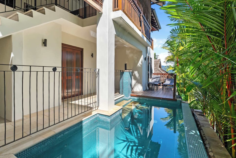 Surrounded by tropical gardens, the private pool offers a refreshing place to cool off, unwind and enjoy the relaxed atmosphere of Port Douglas.