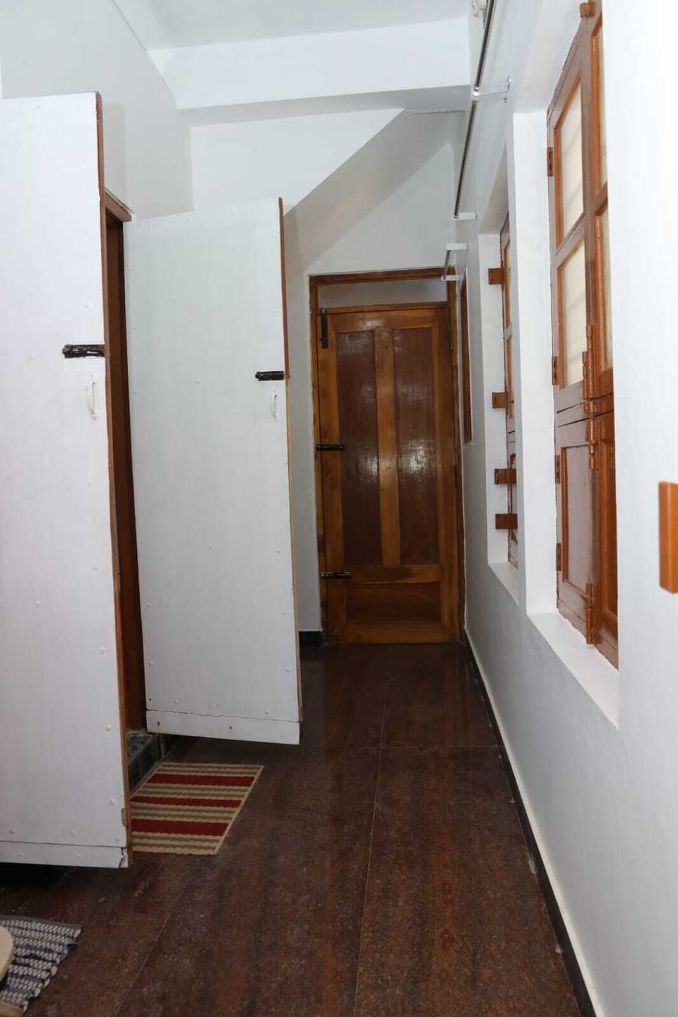 Laptop workspace, iron/ironing board, free WiFi, bed sheets