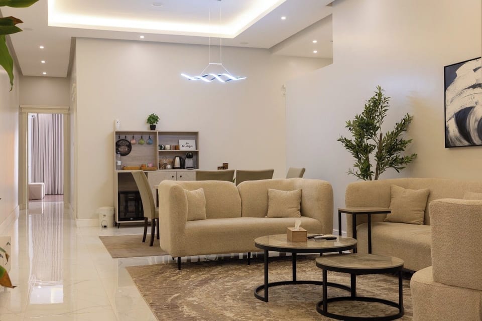 Deluxe Apartment | Living area