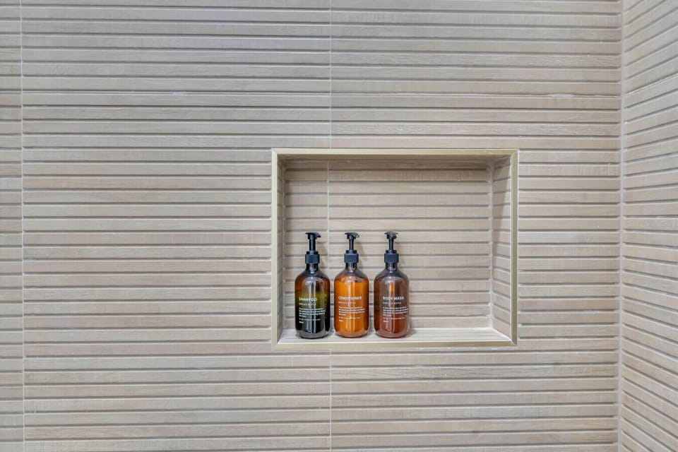 Bathroom amenities