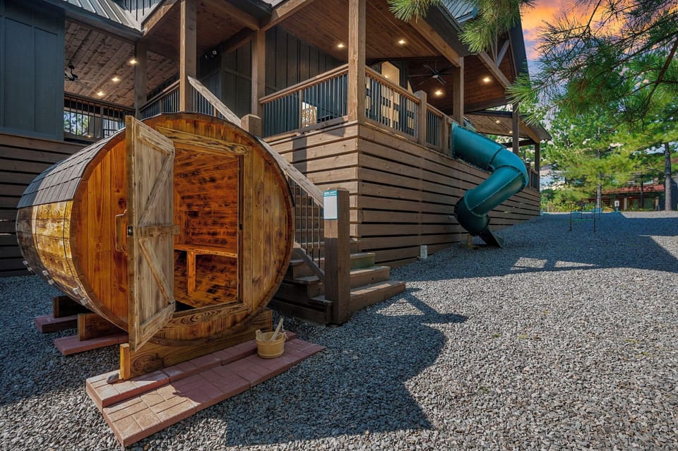 Steam, sweat, and serenity: your private 6-person sauna escape.