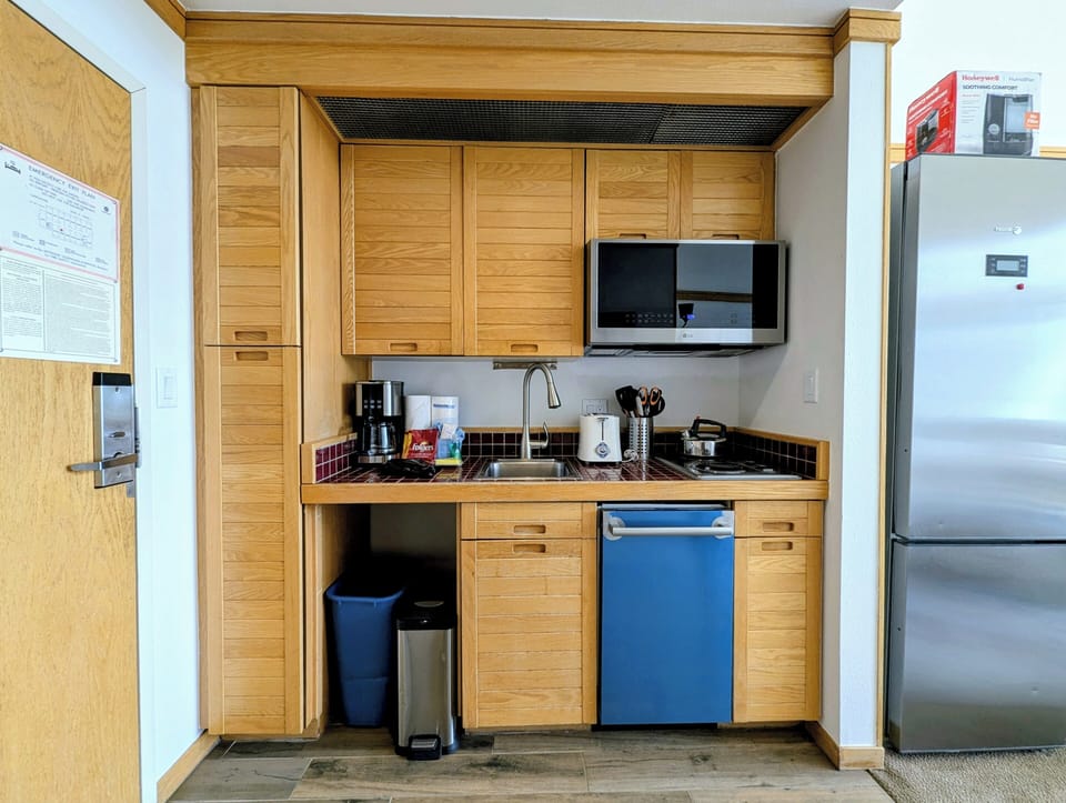 Kitchenette with stove top