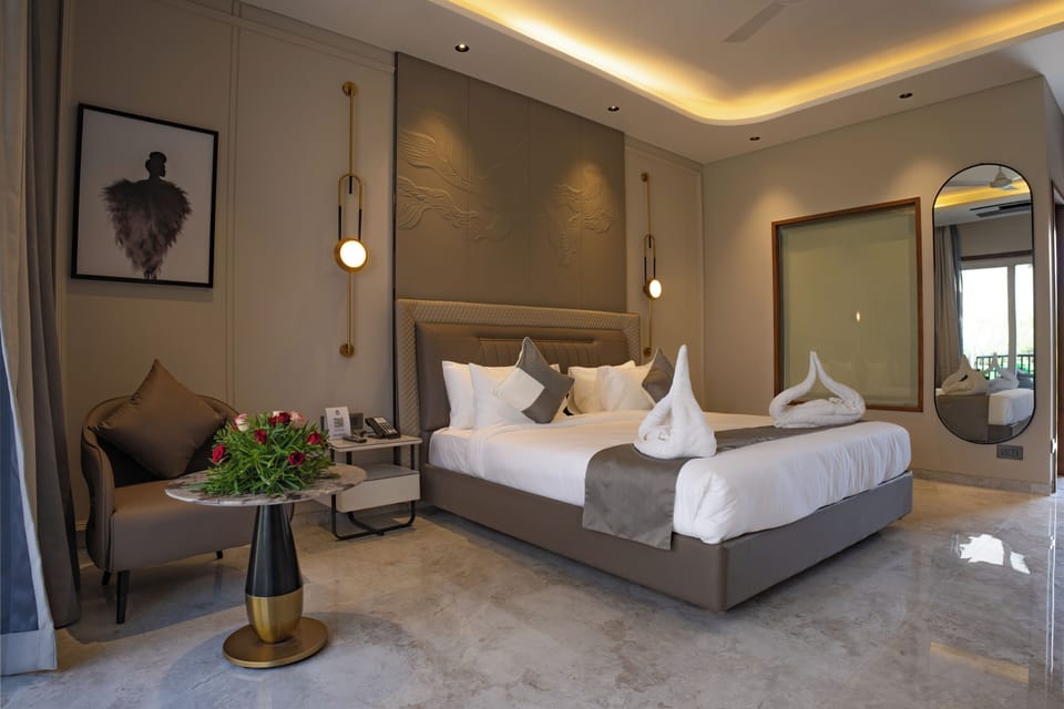 Rohini 01 Villa Garden View | Hypo-allergenic bedding, in-room safe, desk, laptop workspace