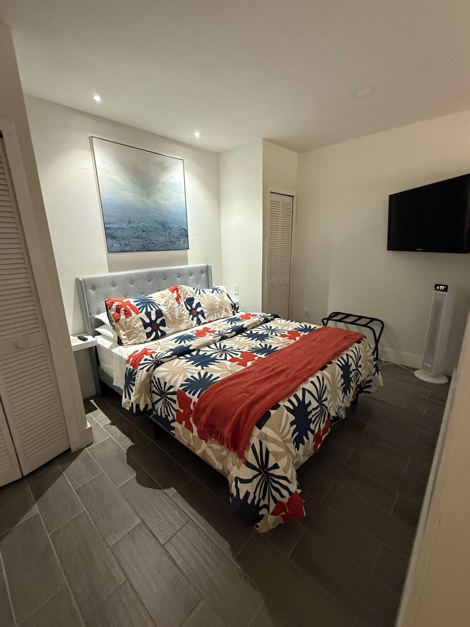 Queen Bed