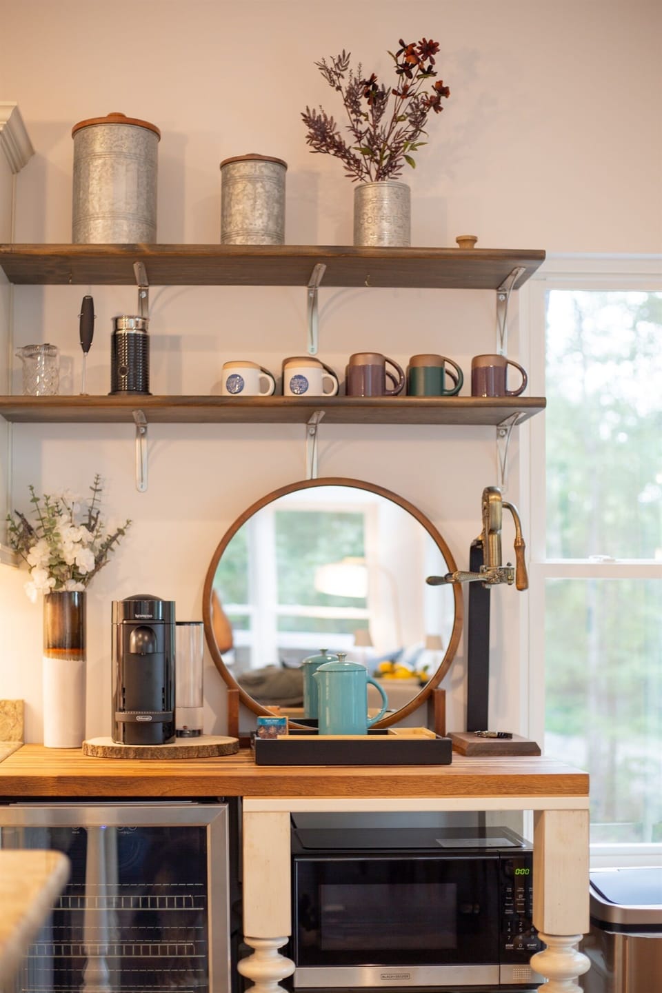 Coffee, Wine and Tea Bar