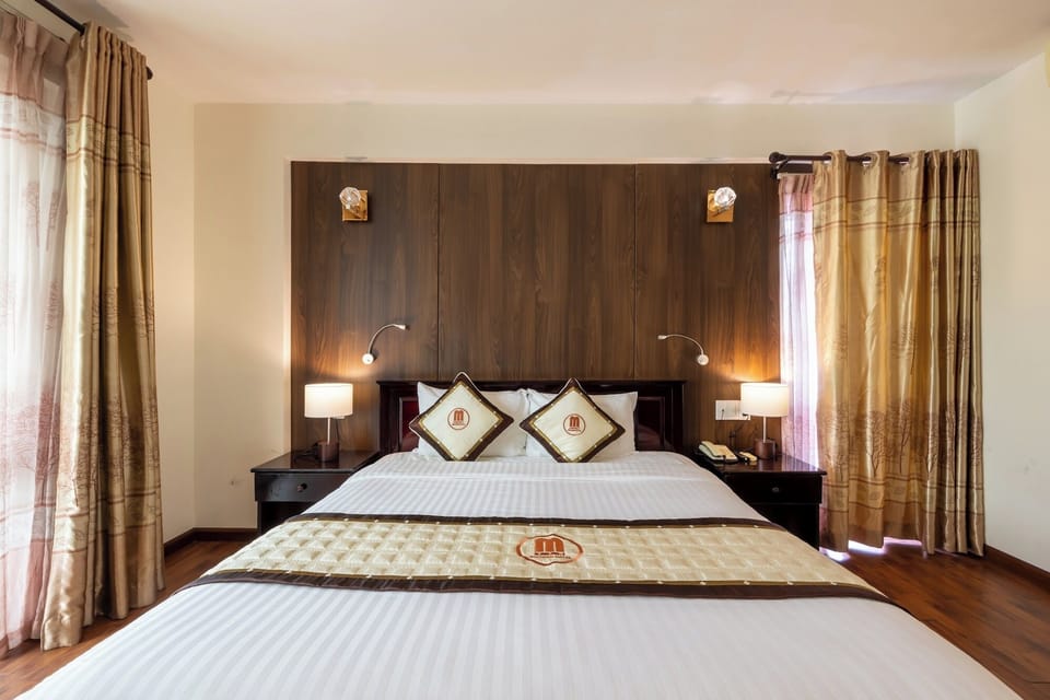Deluxe Double Room, River View | Desk, laptop workspace, free WiFi